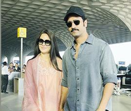 KATRINA KAIF, VICKY KAUSHAL'S FASHION CHEMISTRY TURNS HEADS AT AIRPORT