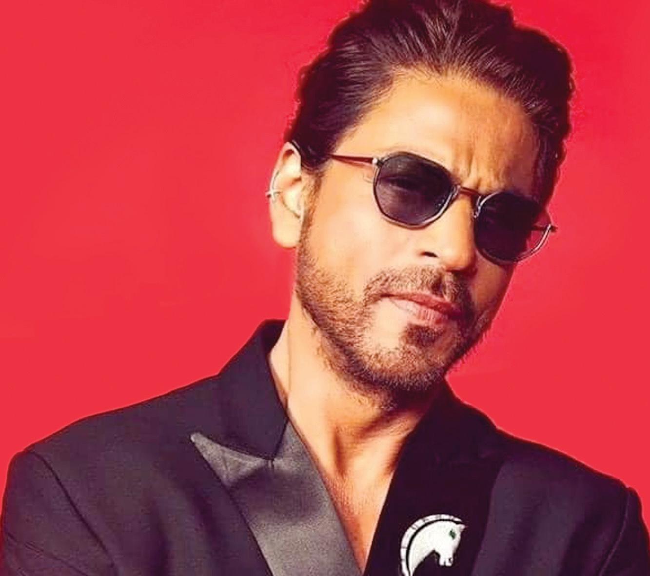 Shah Rukh Khan Advocates Relentless Work Ethic: 'Aaram Haraam Hai'