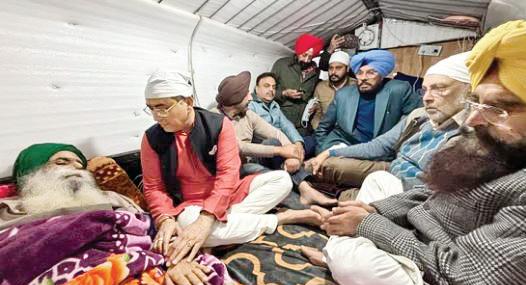 Farmers' Protest: SC Questions Punjab's Claim on Dallewal's Health