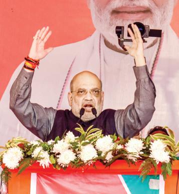 BJP's bigwigs fire at AAP on all cylinders