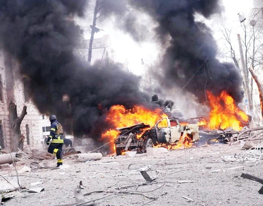 Russian Missile Strike on Ukraine Kills 32 People