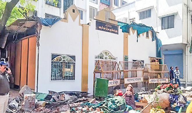 SC Seeks Report From HC On Non-Listing Of Plea For Stay On Nashik Dargah Demolition
