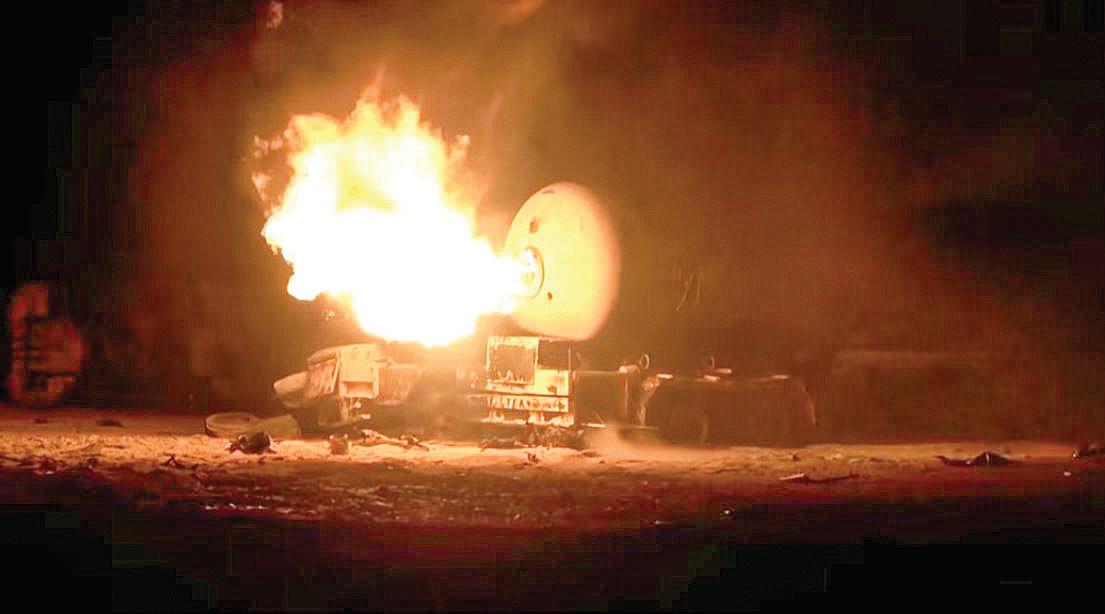 US Strikes on Yemen Fuel Port Kill 74, Spark Houthi Retaliation Threat