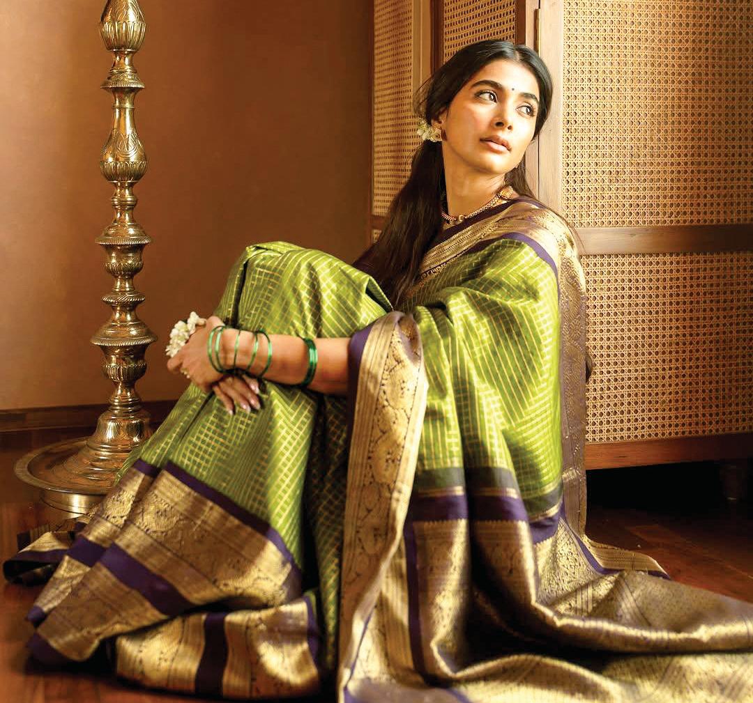 Pooja Hegde remembers her grandmother as she wears a 70-year-old saree