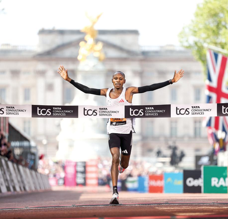 Kenya's Sawe Wins London Marathon with Solo Breakaway