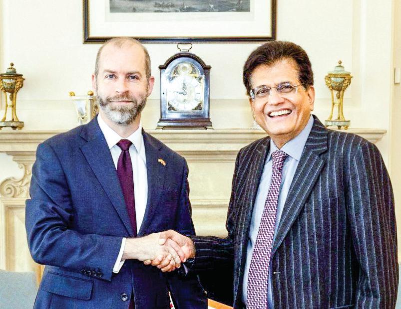 Piyush Goyal Meets Business Leaders in London to Boost Trade Ties
