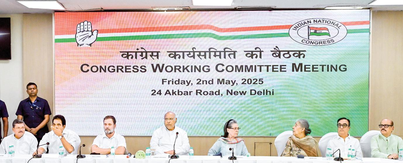 No Clear Strategy Over Pahalgam: Kharge Slams Centre in CWC Meet