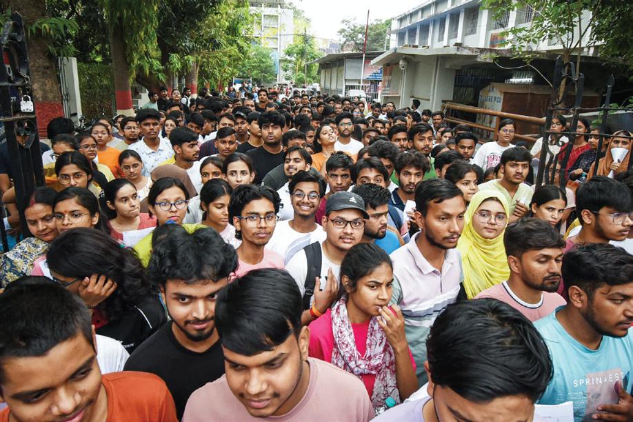 20.8 Lakh Candidates Appear as NEET UG 2025 Held 'Smoothly' Across India