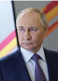 Putin Hopes Nukes Weapons Won't Be Needed in Ukraine