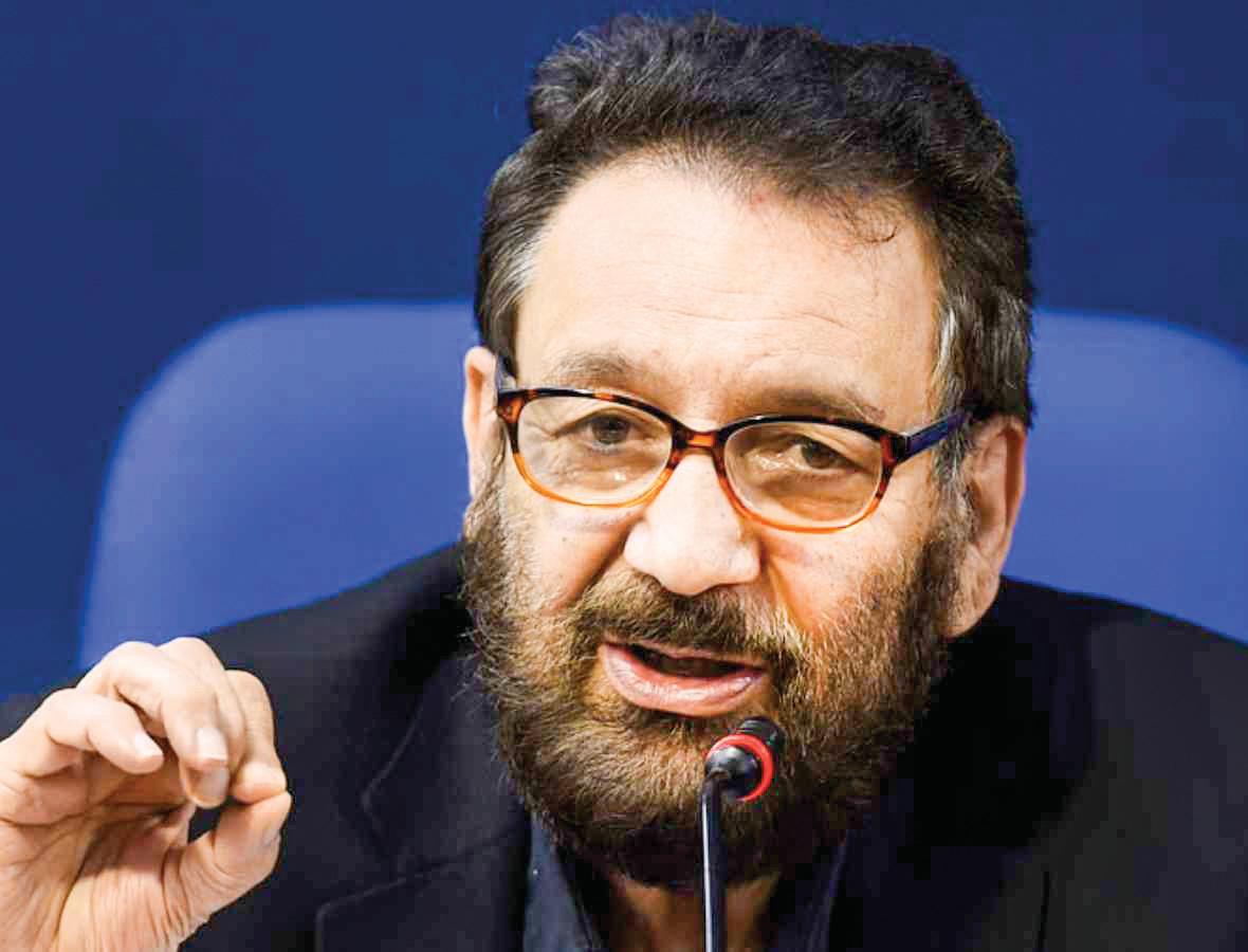 Filmmaker Shekhar Kapur Slams Trump's 100% Film Tariff
