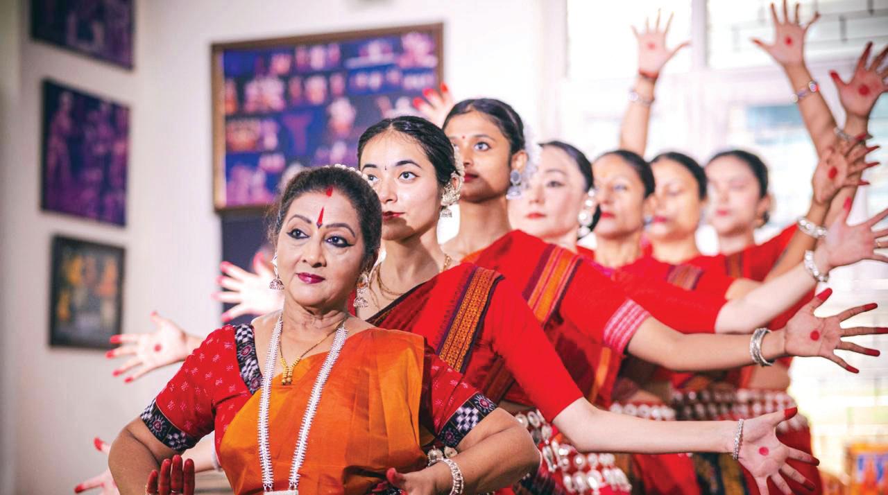 A celebration of legacy and grace: Guru Pranam Utsav 2025 organised by Vaishali Kala Kendra