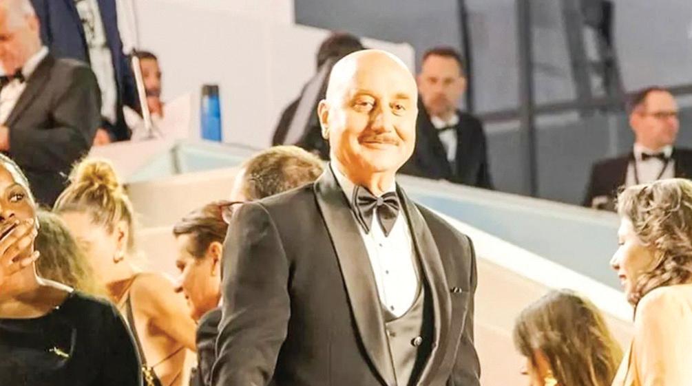 Anupam Kher walks on Cannes 2025 red carpet