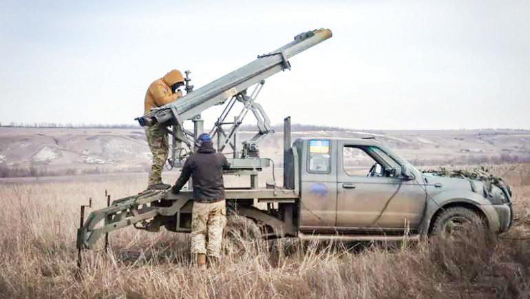 Blast kills Russian veteran who led air strikes on Ukraine port city