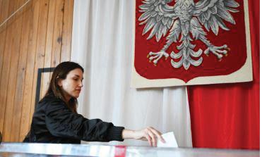 Poles Begin Voting for New President in Pivotal Runoff Elections