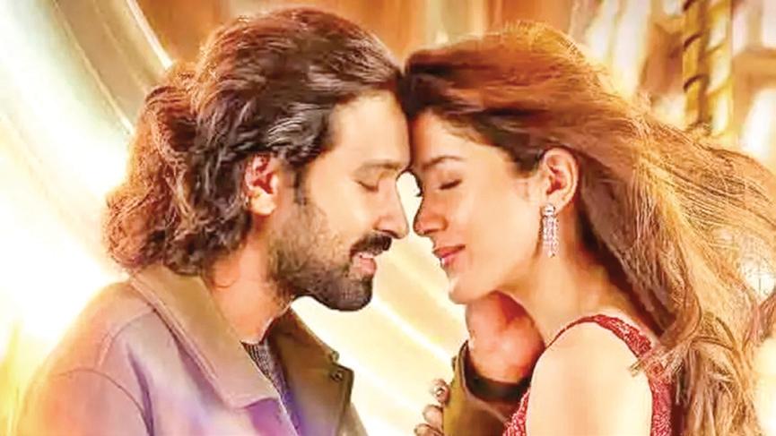 Vikrant-Shanaya Pair Sparks Timeless Love in 'Aankhon Ki Gustaakhiyan'