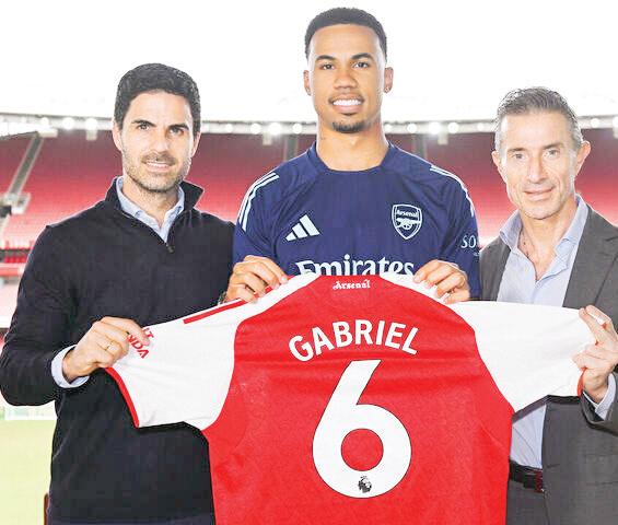 Arsenal defender Gabriel signs new long-term contract
