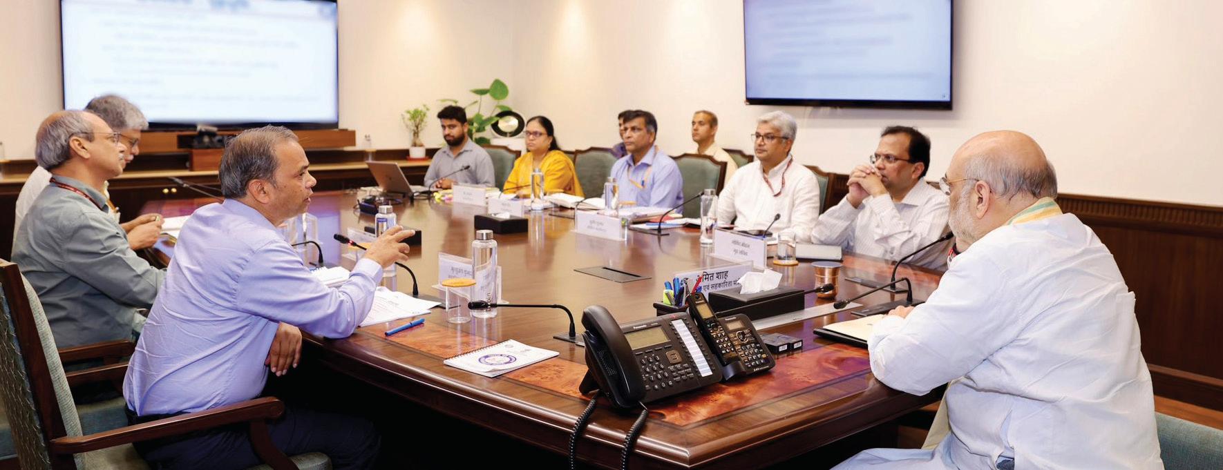 Home Min Shah reviews 16th Census preparations with home secretary, other top officials