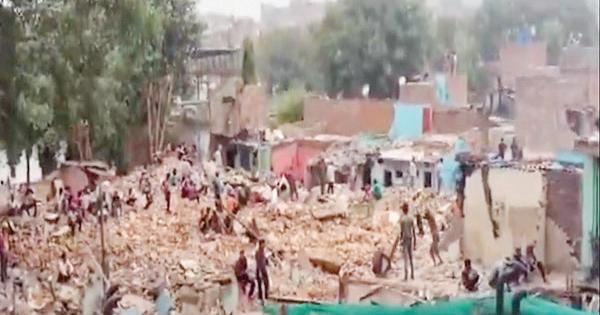 DDA Conducts Demolition Drive in Ashok Vihar Slum Area