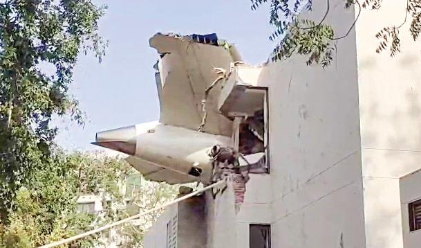 Plane crash: Expert points to 'unusual configuration' on take-off