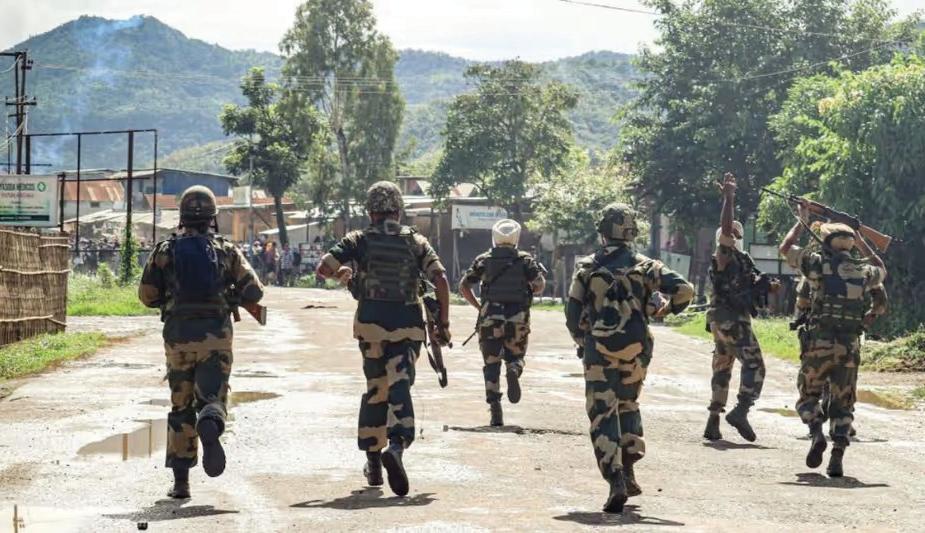 Manipur Police Exchange Heavy Fire With Miscreants Following Firing Incident in Phubala
