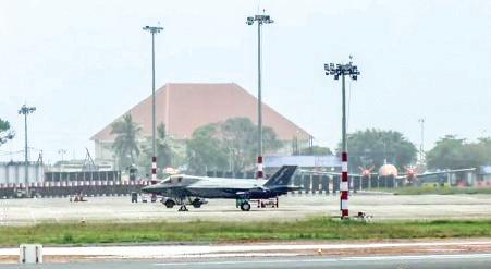 UK thanks India, works to fix stuck F-35B fighter jet in Kerala