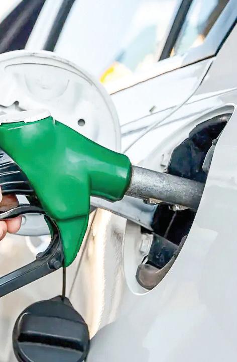 Fuel ban on overage vehicles in Delhi put on hold till Nov 1