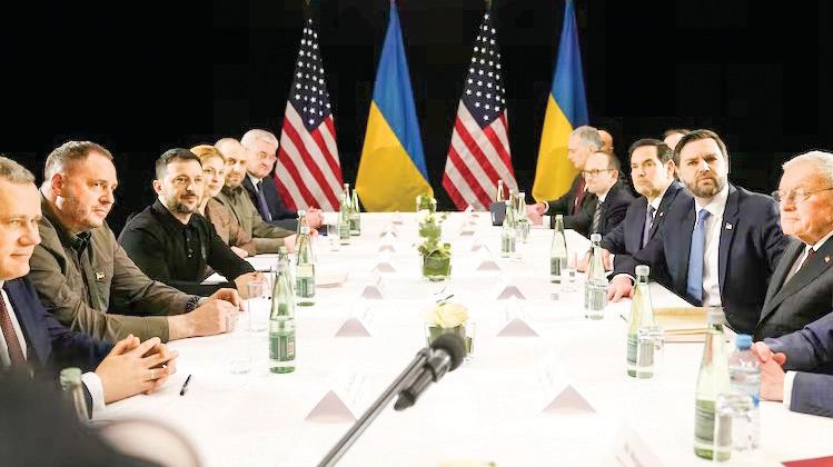 Inside Trump's Twin-Track Strategy on Russia and Ukraine