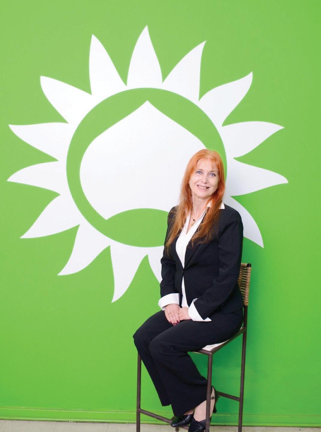 Nourish, Strengthen, Shine: How Plant-Based Haircare Changes Your Hair Game