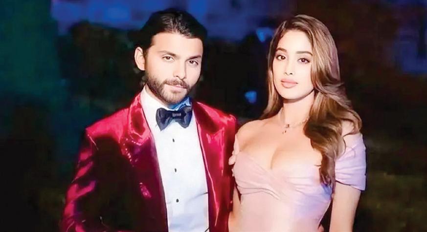 Shikhar Pahariya Praises Janhvi's New Song from Param Sundari