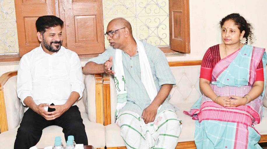 Rajnath, Revanth Reddy pay homage to Shibu Soren