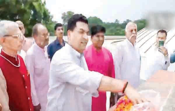 Delhi Minister Urges Urgent Preservation of Qila Rai Pithora