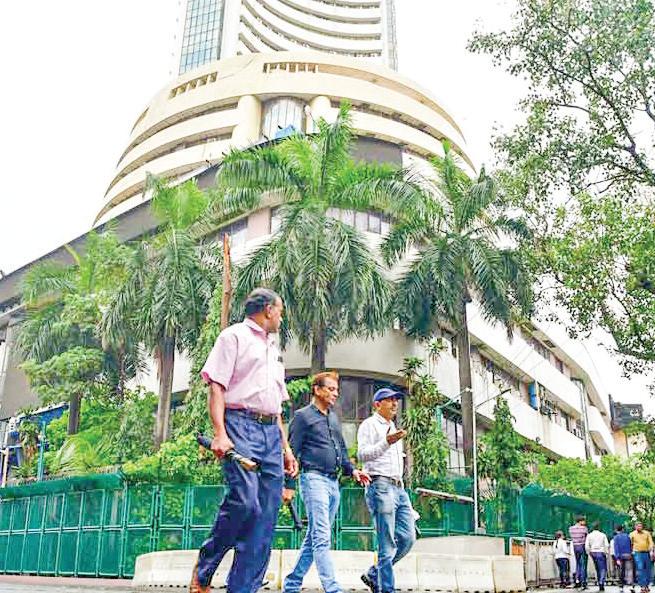 Markets Extend Gains; Sensex Jumps 355 Points