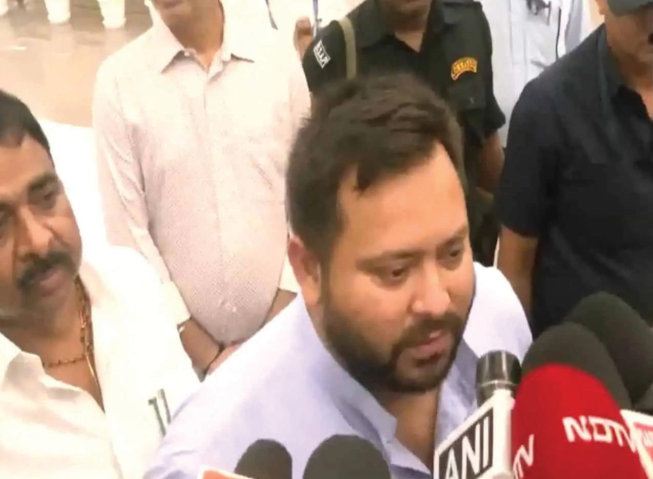 Tejashwi Explains Purpose of 'Mai-Bahin Maan' Scheme