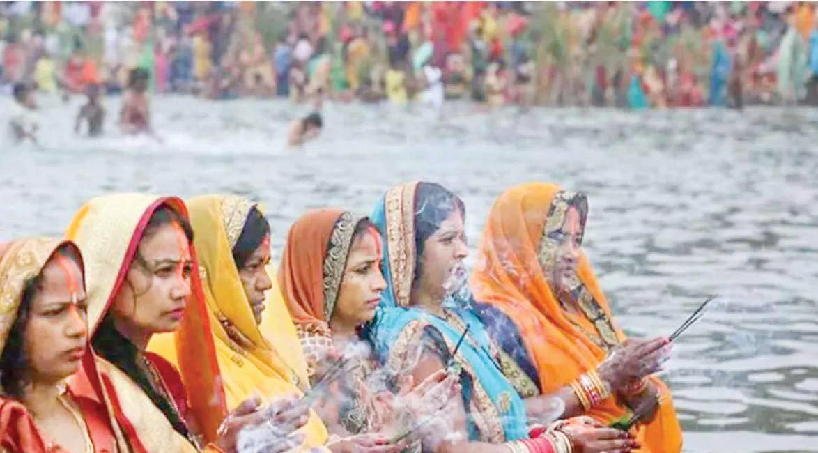 Delhi sets up 100 temporary ghats for Chhath festival