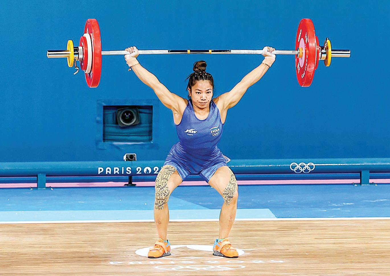 MIRABAI CHANU CLAIMS SILVER AT WORLD WEIGHTLIFTING C’SHIPS