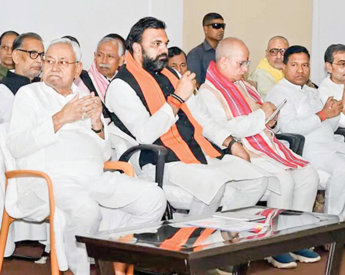 SEAT-SHARING TALKS HEAT UP IN BIHAR AS NDA, MGB ALLIES PUSH DEMANDS