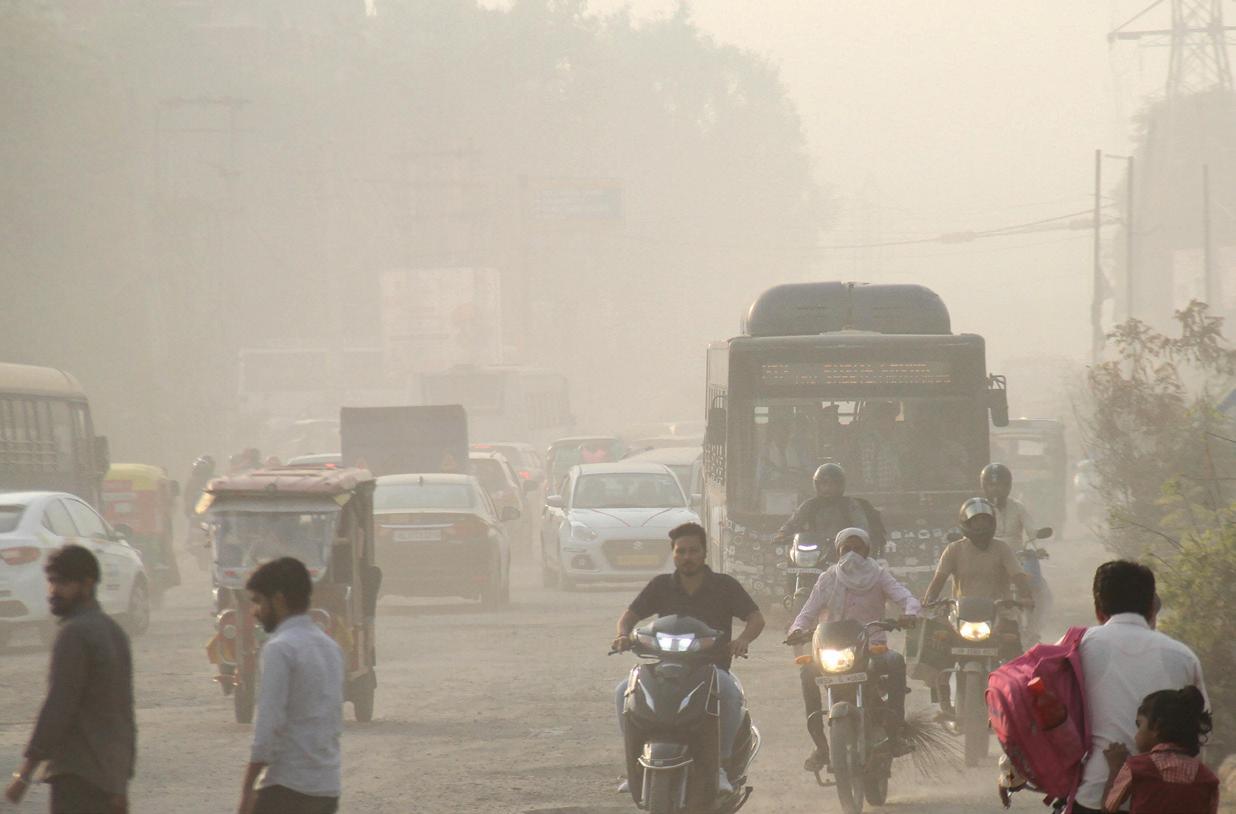 Delhi air quality slips to 'moderate' as temperatures dip