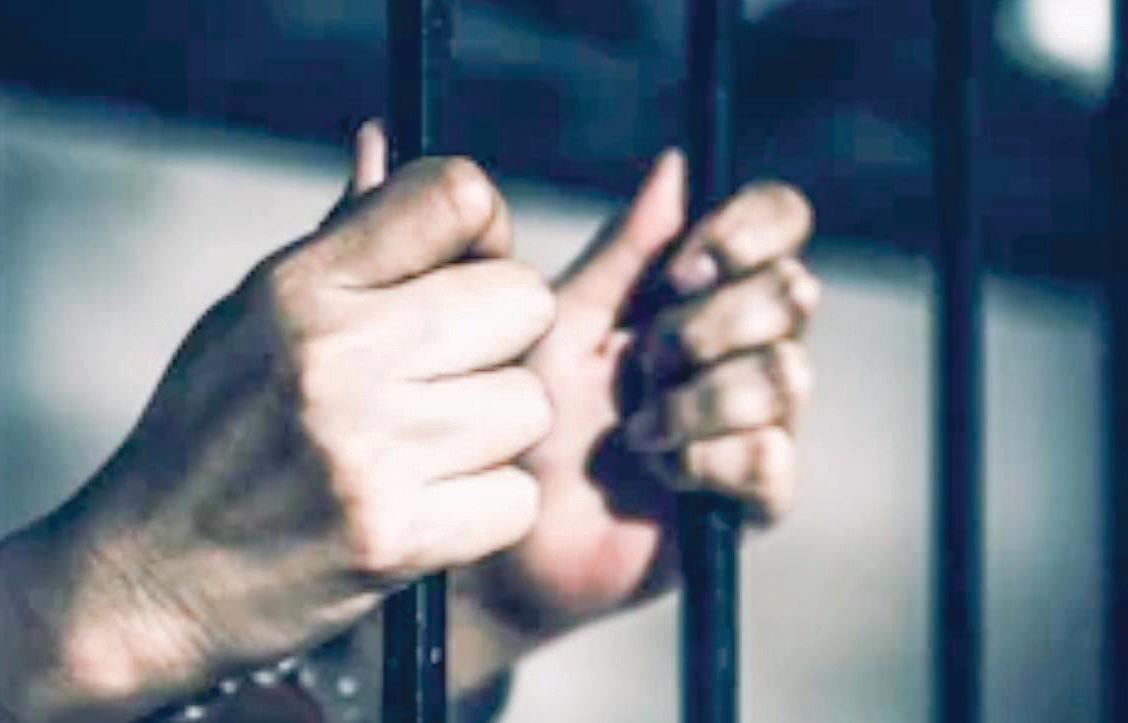 8 INDIAN ORIGIN MEN HELD OVER $400K MAIL THEFTS IN CANADA