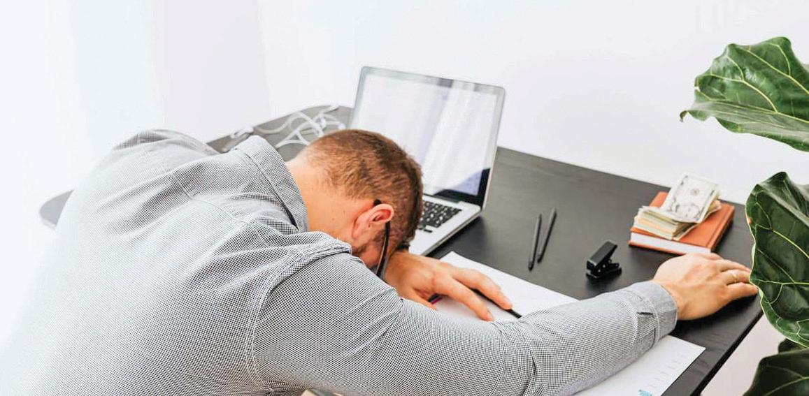 SCREEN FATIGUE: HOW THE DIGITAL AGE IS REWIRING OUR BRAINS