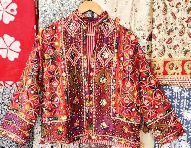 THE SPARKLING HERITAGE OF RAJASTHAN: THE DAZZLING MIRROR WORK