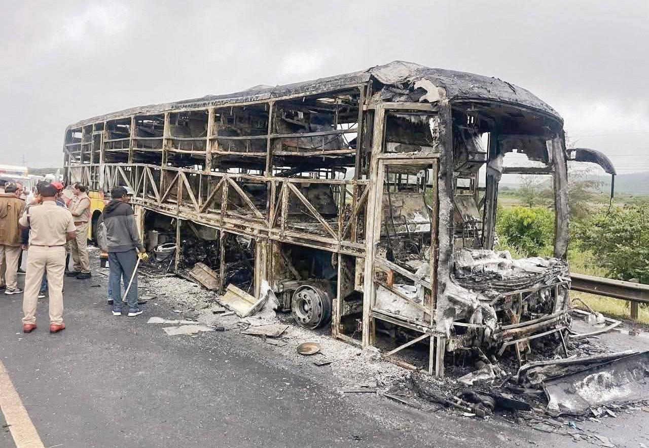 Bus fire kills 19 after crash in Andhra