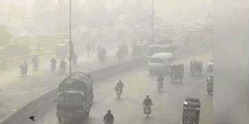 Lahore chokes as smog makes it the world’s most polluted city