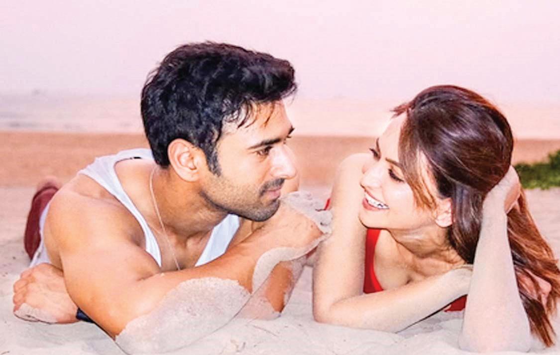 Pulkit Samrat sends romantic birthday wishes to Kriti Kharbanda