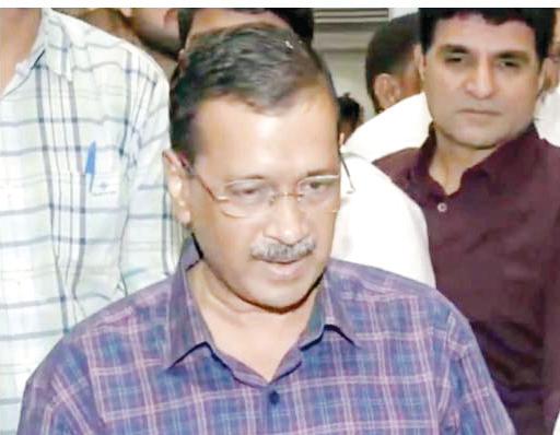 Kejriwal accuses Gujarat govt of ‘atrocities’ on farmers