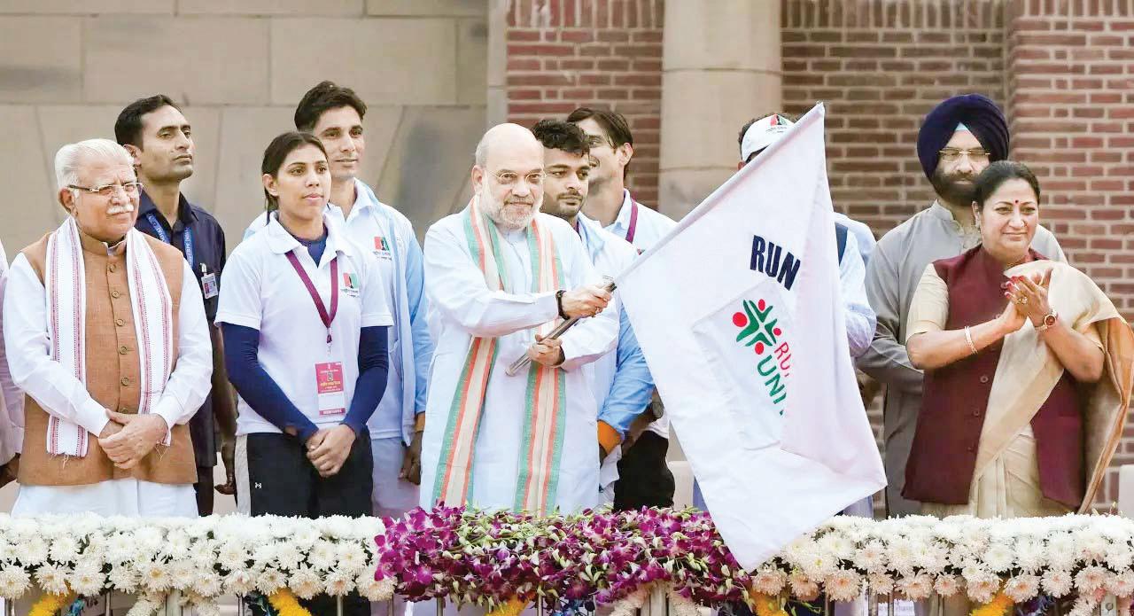 Amit Shah flags off 'Run for Unity' in Delhi
