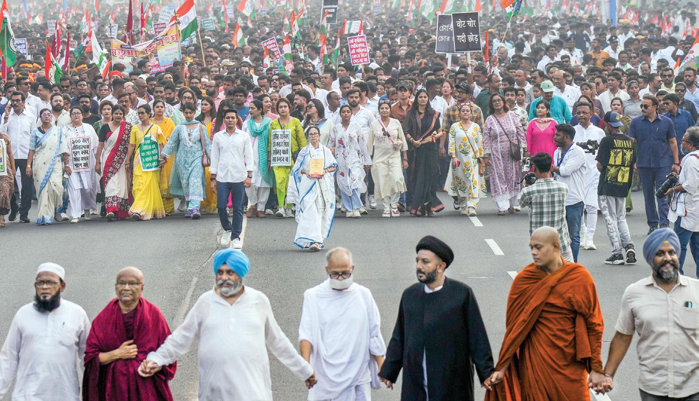 MAMATA HOLDS RALLY, SLAMS BJP, EC OVER SIR