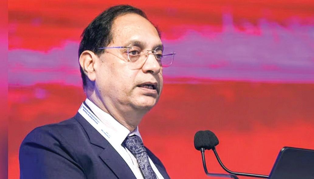 'SEBI probing trading breakdown on MCX, needs deeper analysis'
