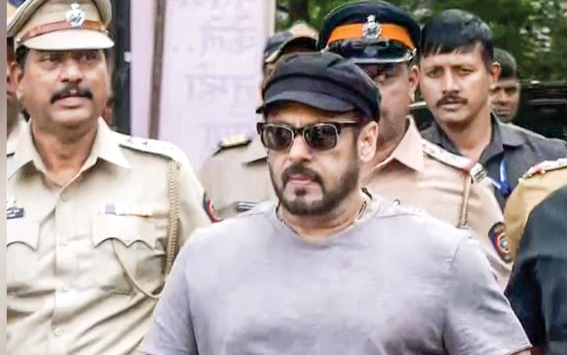 COMPLAINT FILED AGAINST SALMAN KHAN OVER MISLEADING PAN MASALA ADS