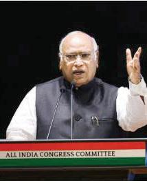 Golden opportunity to teach lesson to ‘opportunistic rulers’ : Kharge to people of Bihar