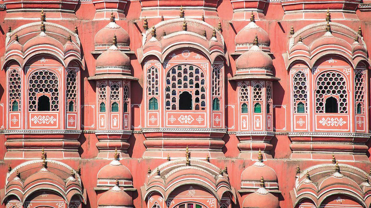 JAIPUR: FROM AMBER TO THE PINK CITY